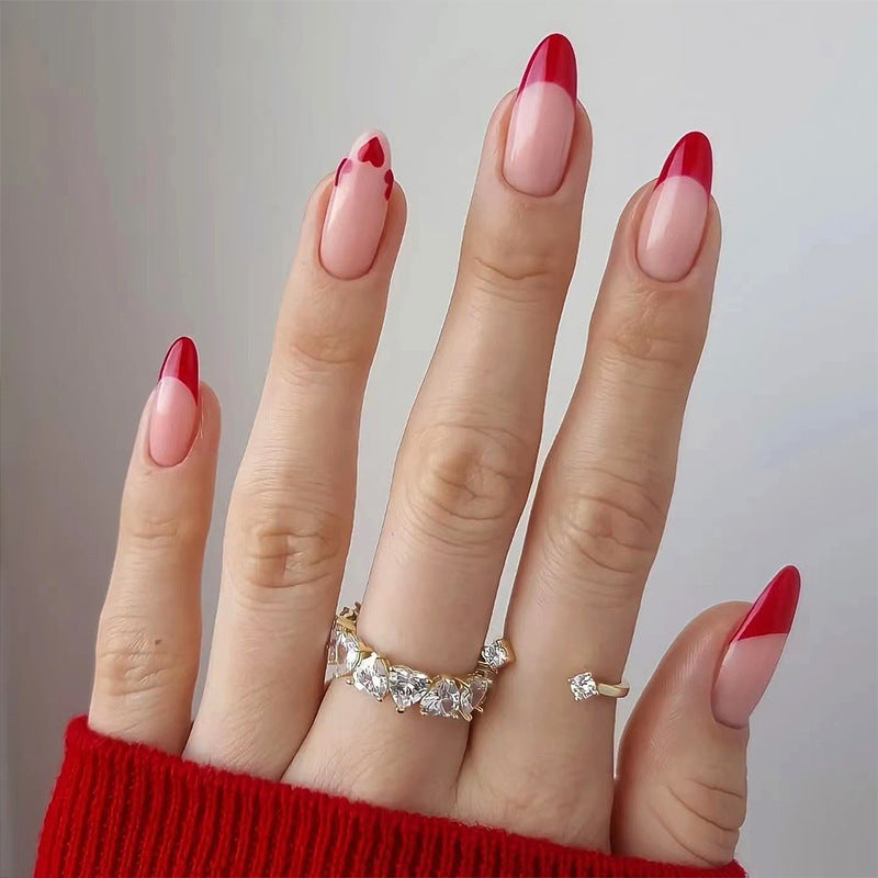 Kreative Herz-Nagelspitzen Brehn