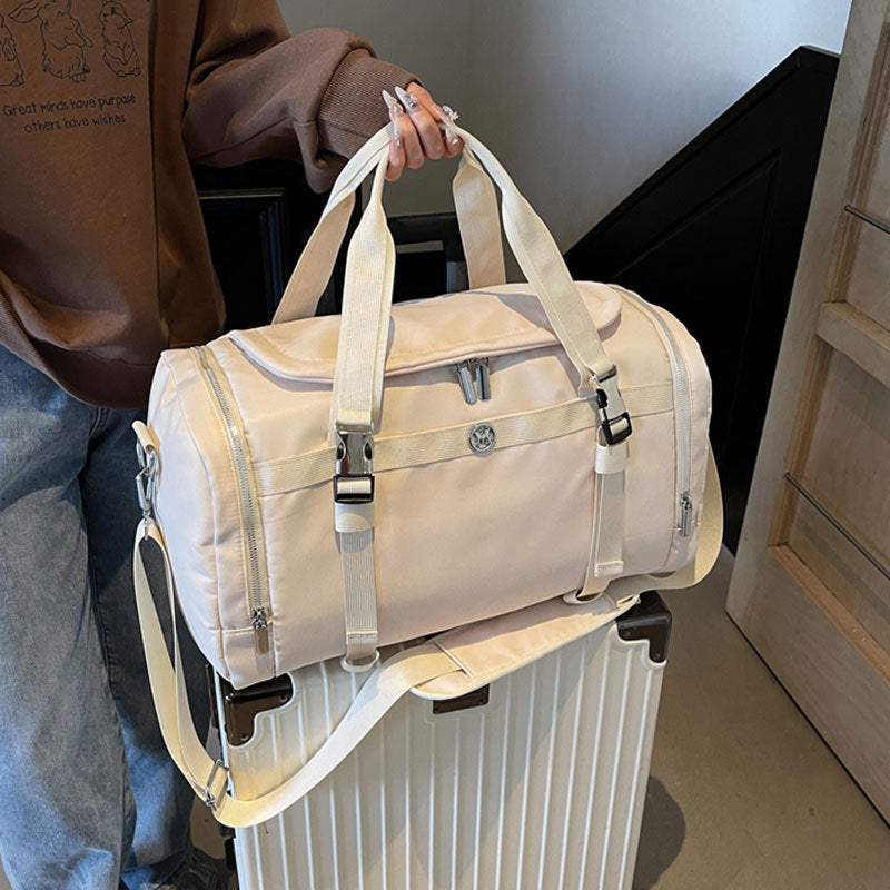 Sportliche Tragetasche mit Mehreren Fächern und Robustem Design Brehn