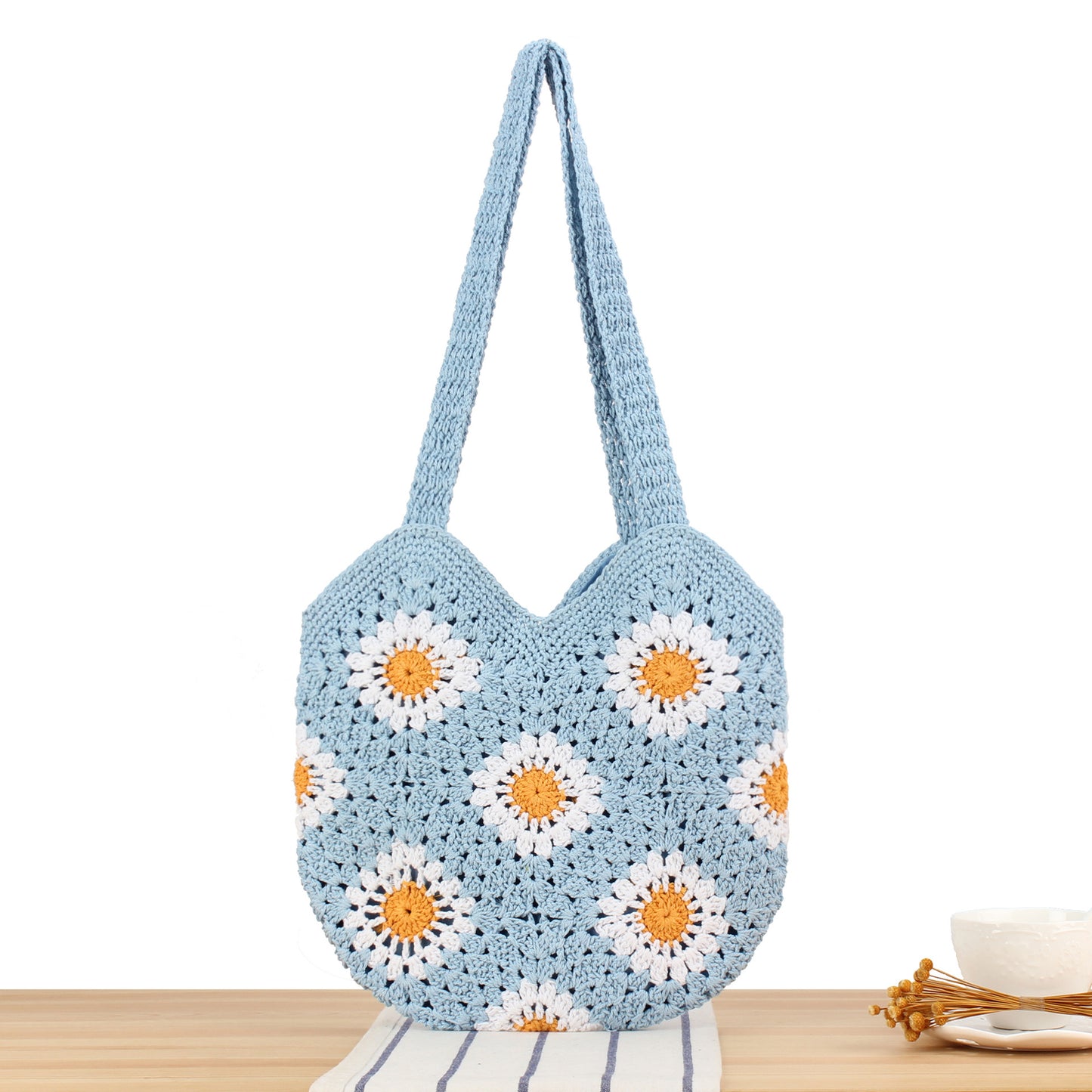 Häkel Schultertasche mit Floralen Motiven Brehn