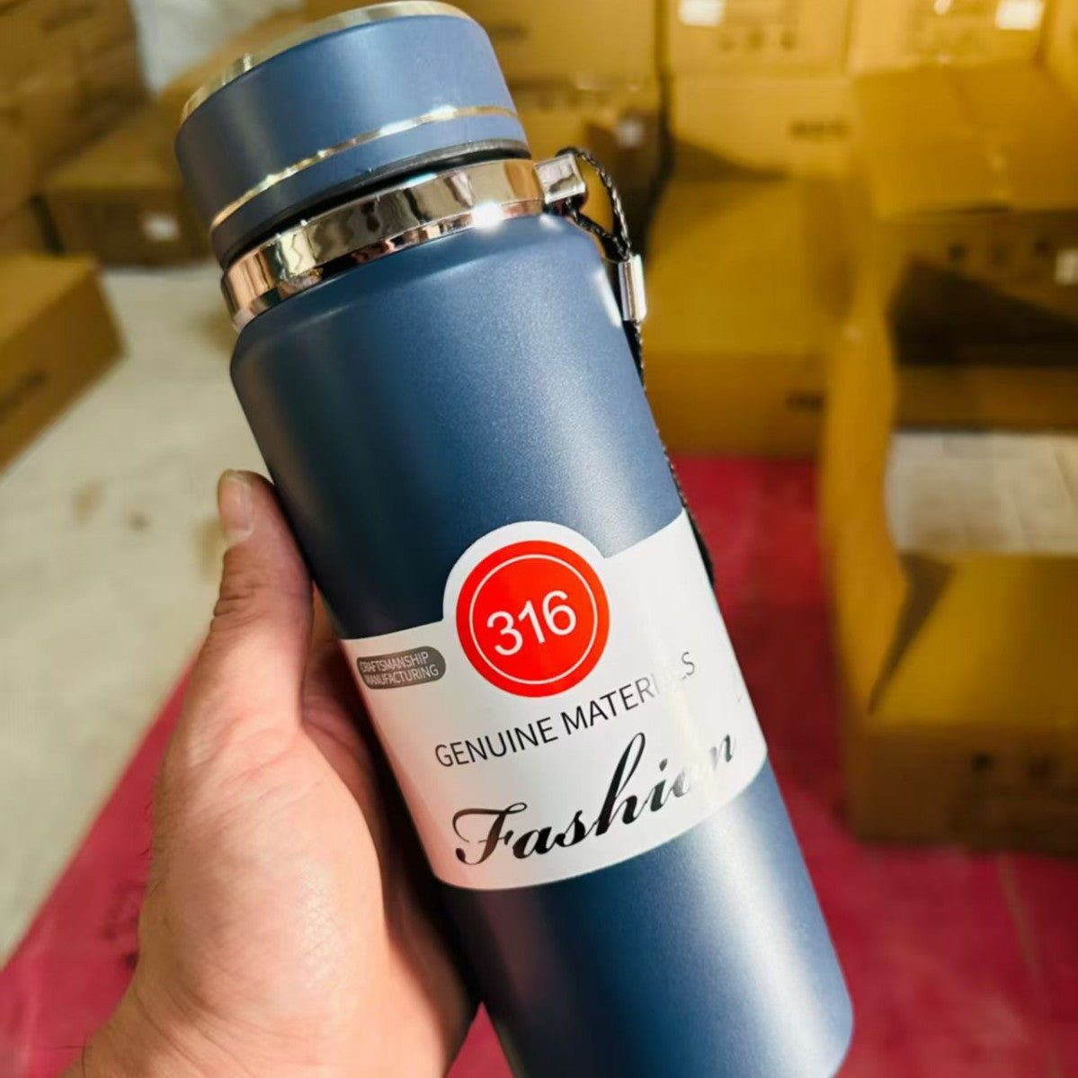 Damen Isolier-Trinkflasche aus hochwertigem Edelstahl Brehn