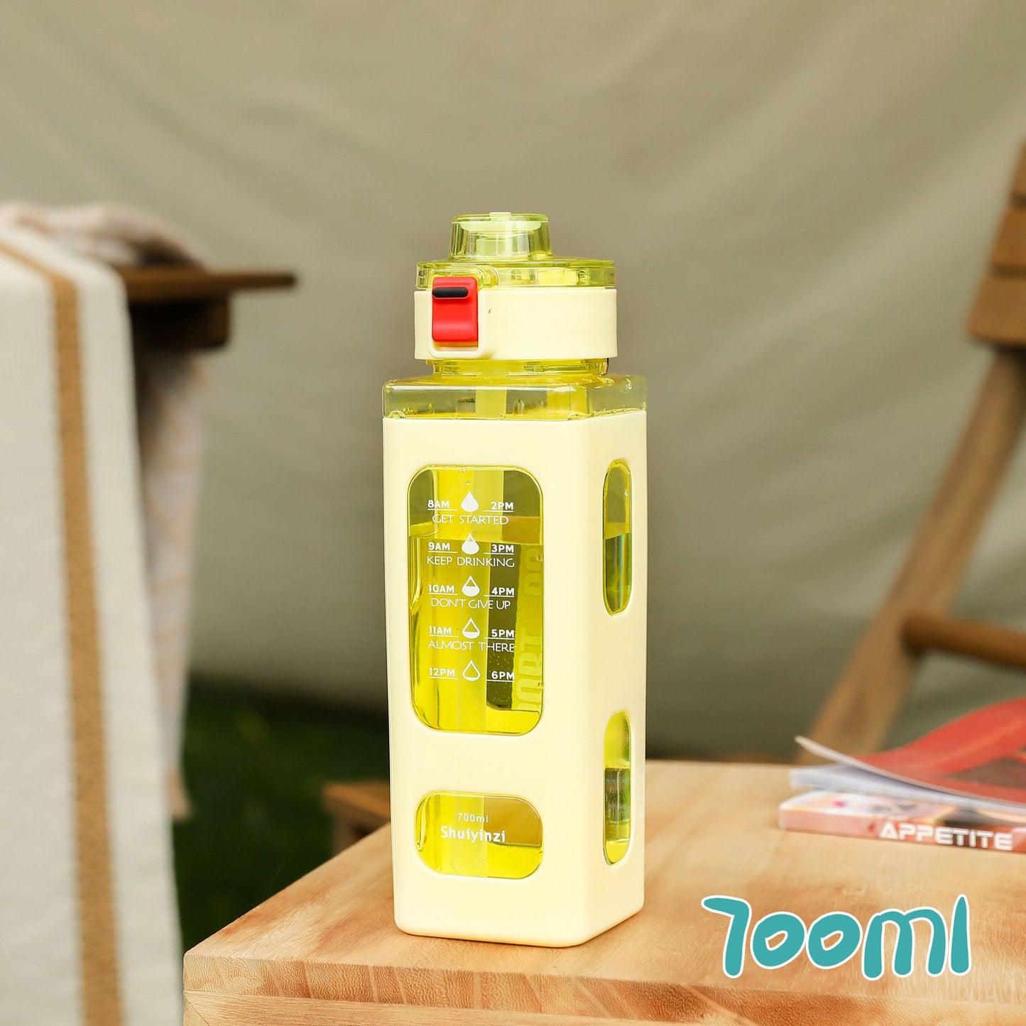 Damen Trinkflasche mit integrierter Zeitmarkierung und Strohhalm Brehn