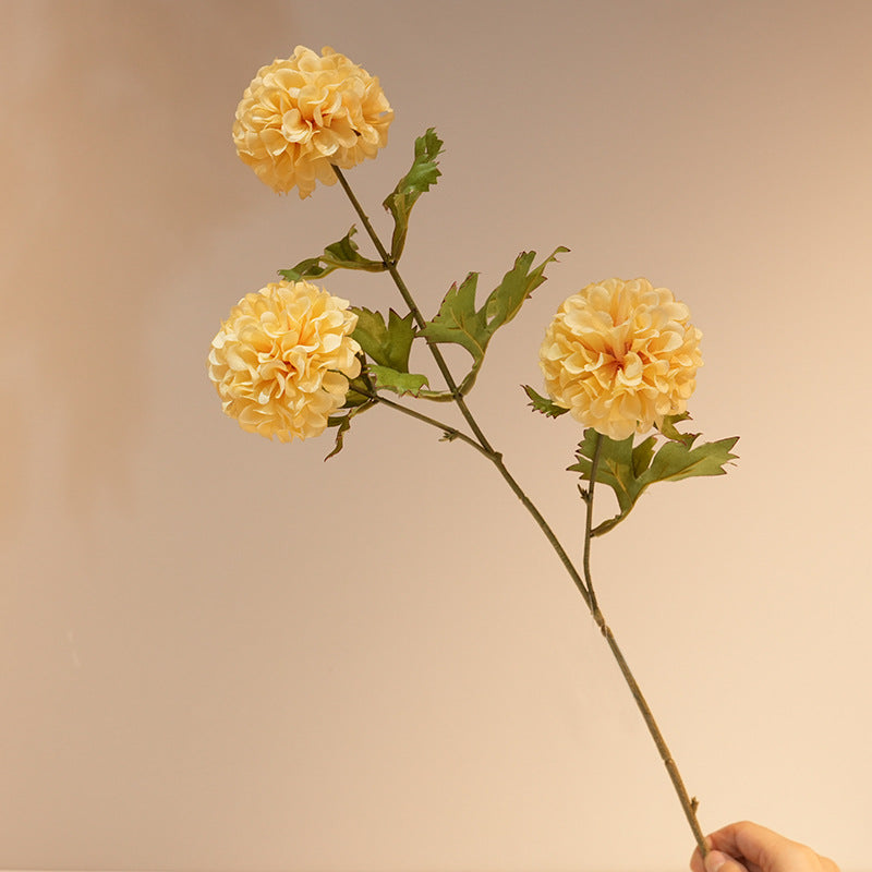 Kunstvolle Blumengestecke Brehn
