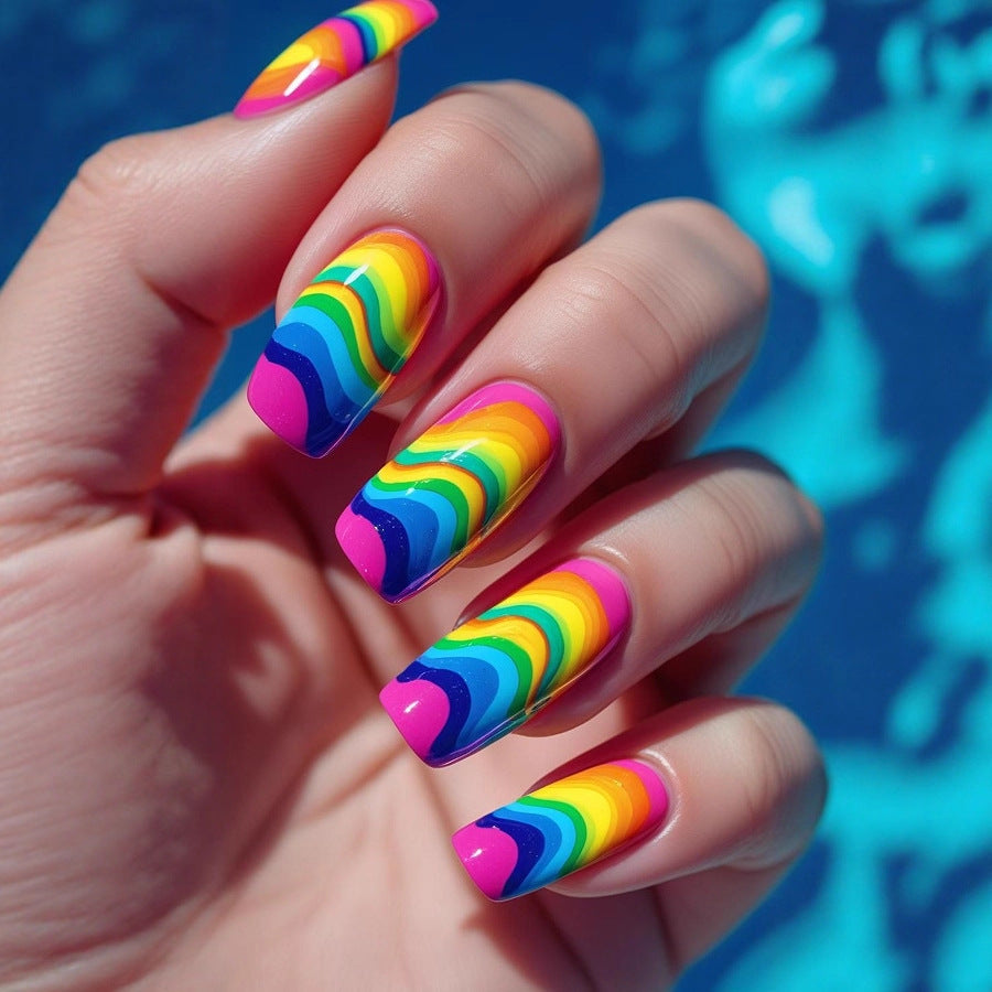 Kunstnägel Im Kreativen Regenbogen-Design Brehn