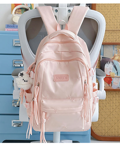 Stylischer Emi floral bestickter Rucksack