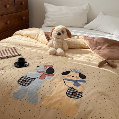 Kuschelige Kinder-Steppdecke mit niedlicher Hunde-Applikation
