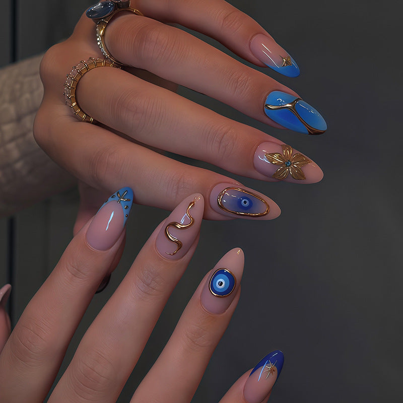 Künstlerische Press-On Nagelkunst Kollektion Brehn