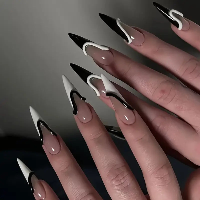 Künstlerische Stiletto-Nagelverlängerungen Brehn