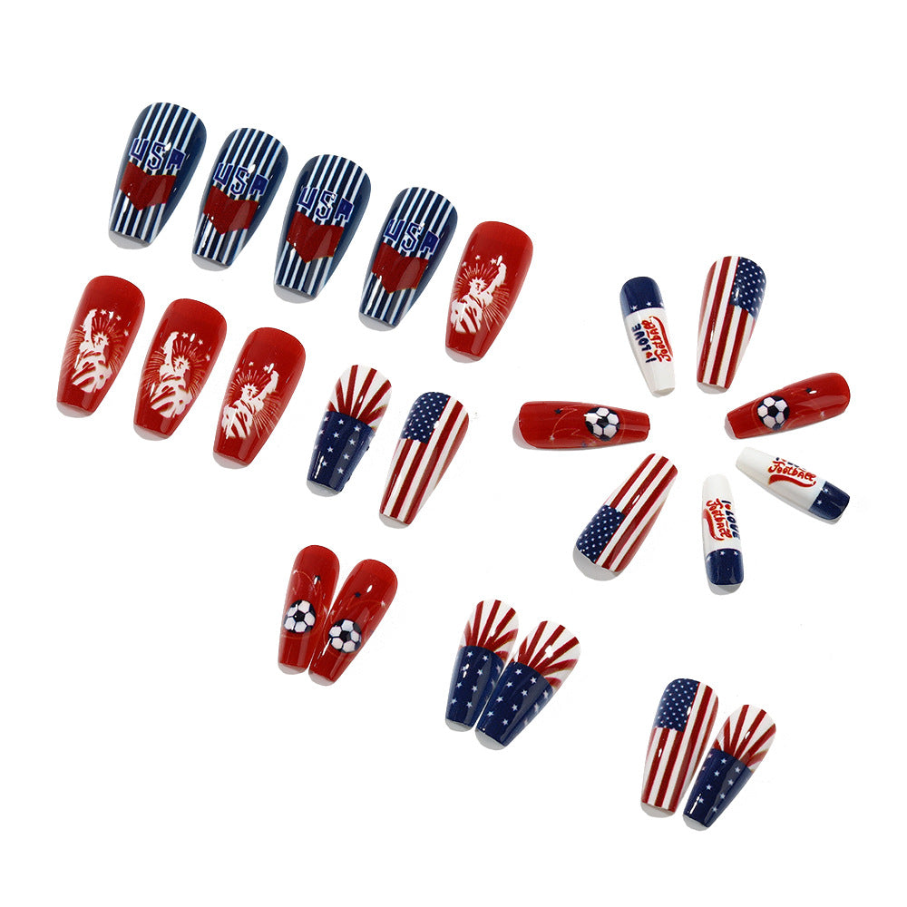 Kunstnägel mit patriotischem Design Brehn