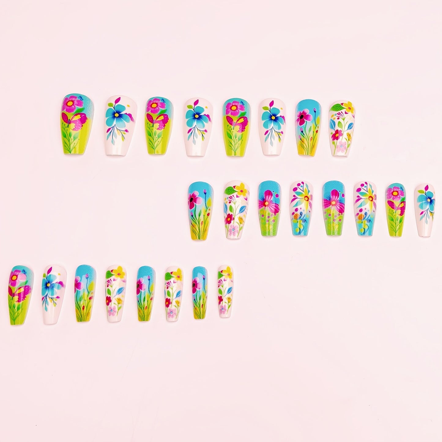 Kreatives Blüten-Nageldesign Brehn
