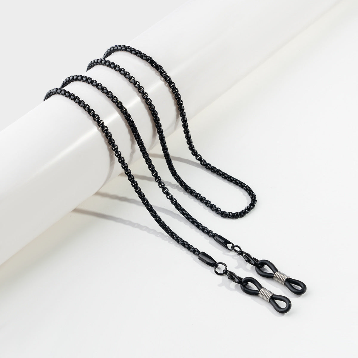 Eleganter Kettenbrillenhalter Brehn