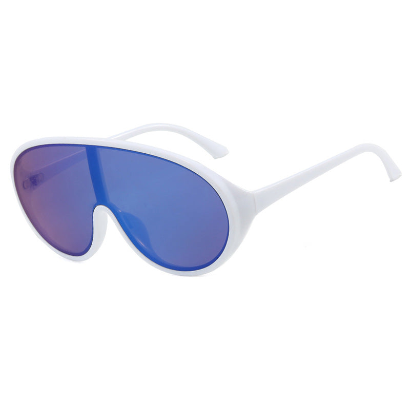 Damen futuristische Sonnenbrille mit großflächigen Gläsern und ergonomischem Rahmen Brehn