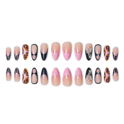 Stylisches Stiletto Press-On Nagelkunst-Set Brehn