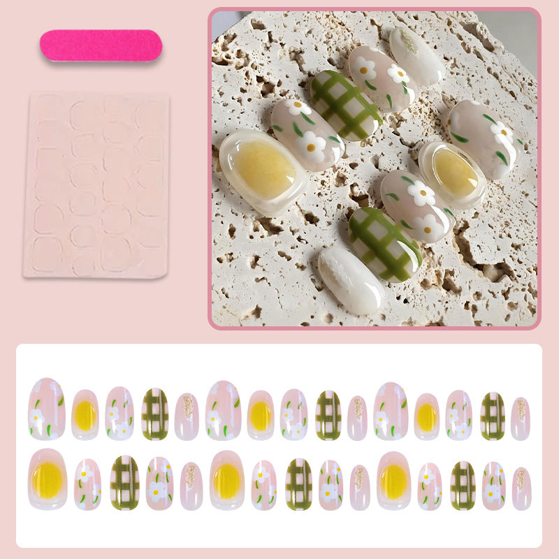 Kunstnagelset mit floralen und geometrischen Mustern Brehn