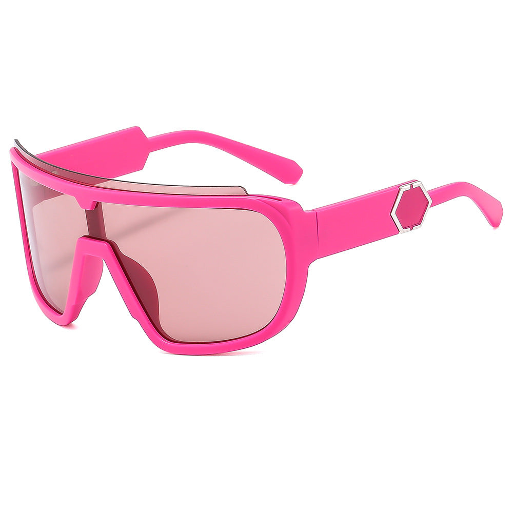 Damen sportive Sonnenbrille mit futuristischem Design und breiter Front Brehn