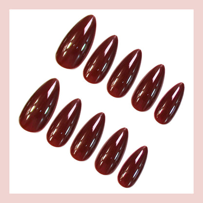 Kunstnagel Set mit eleganten Spitzendesigns Brehn