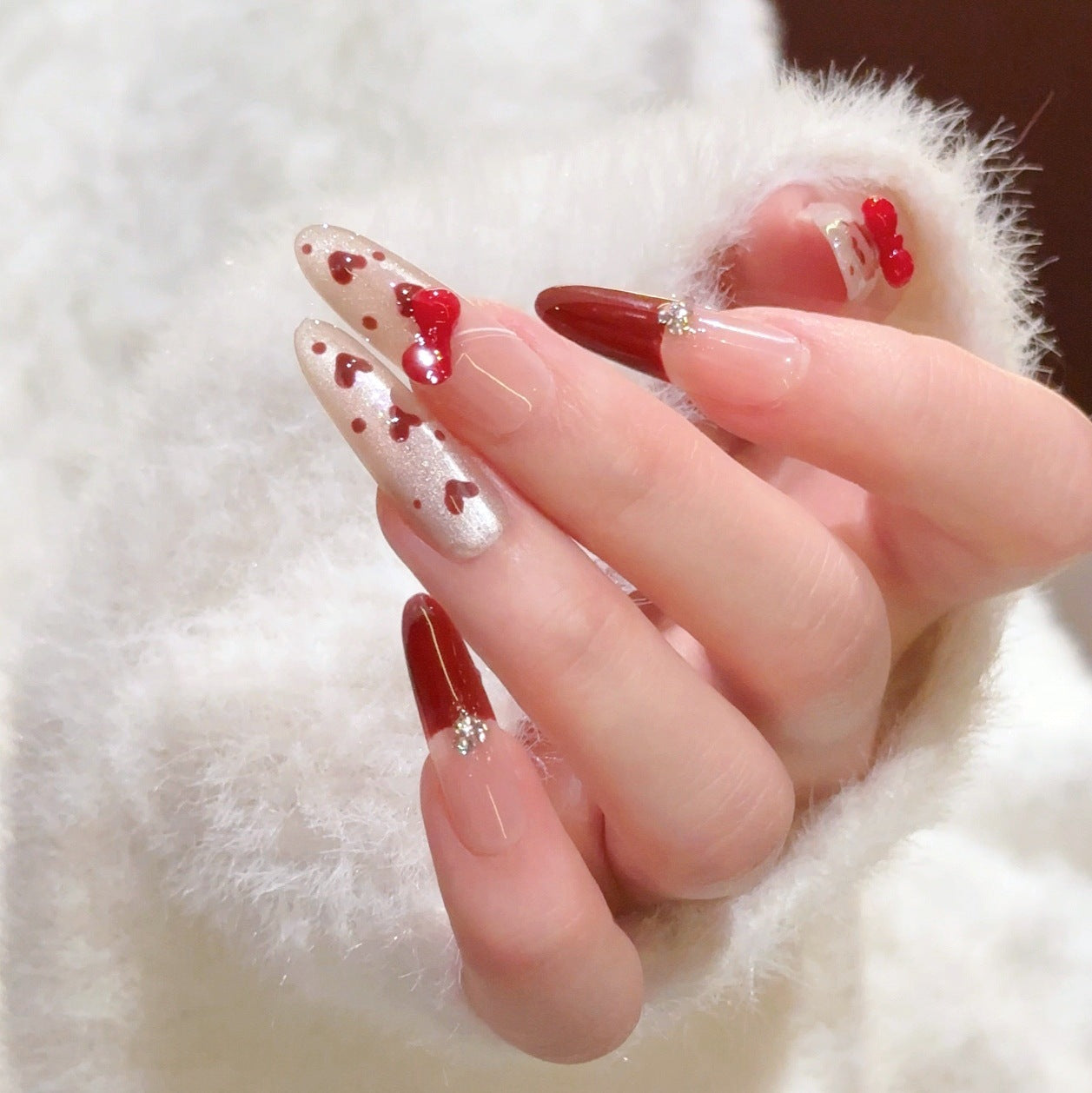 Künstlerisches Press-On Nail Set Brehn