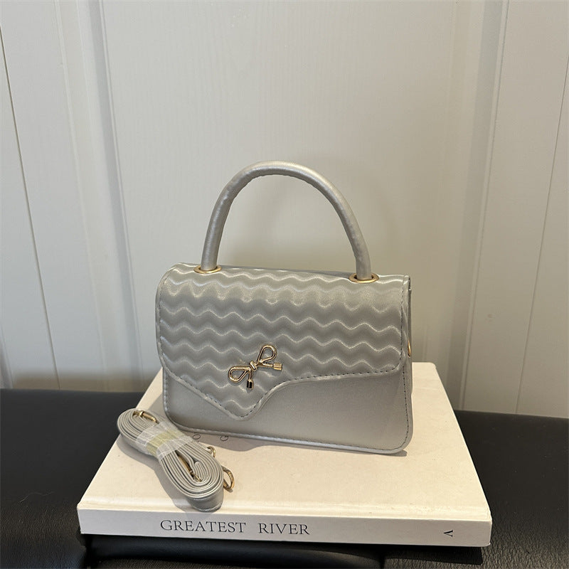 WoChic Texturierte Handtasche Brehn