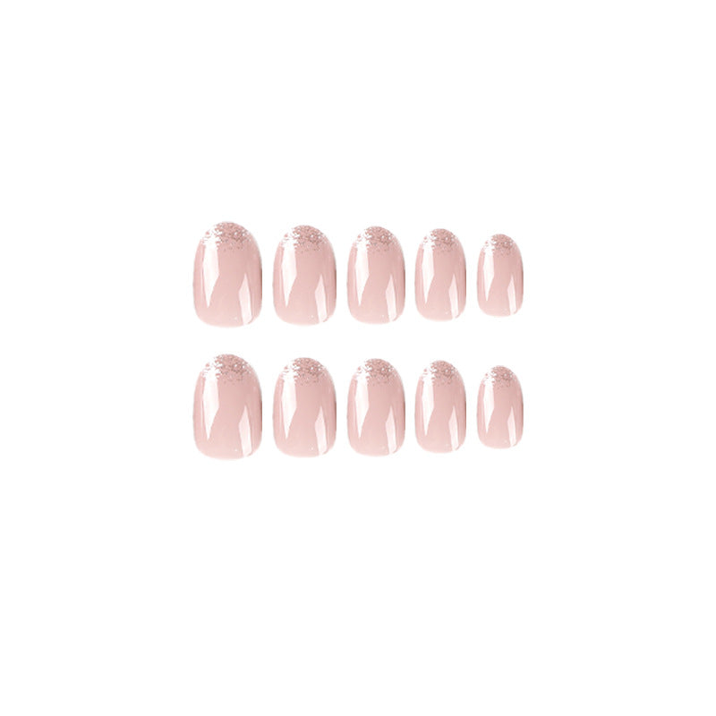 Kunstvolle Nagellack-Applikationen mit elegantem Glitzer-Finish Brehn