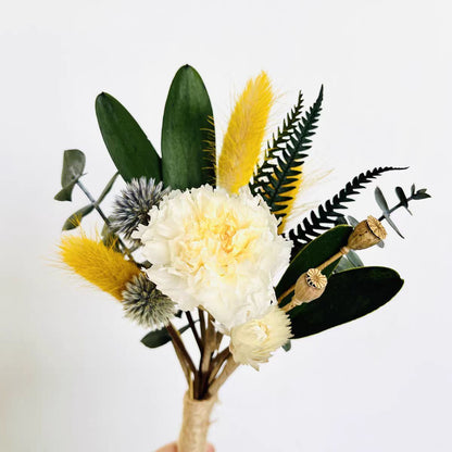 Getrocknete botanische Blumenarrangement