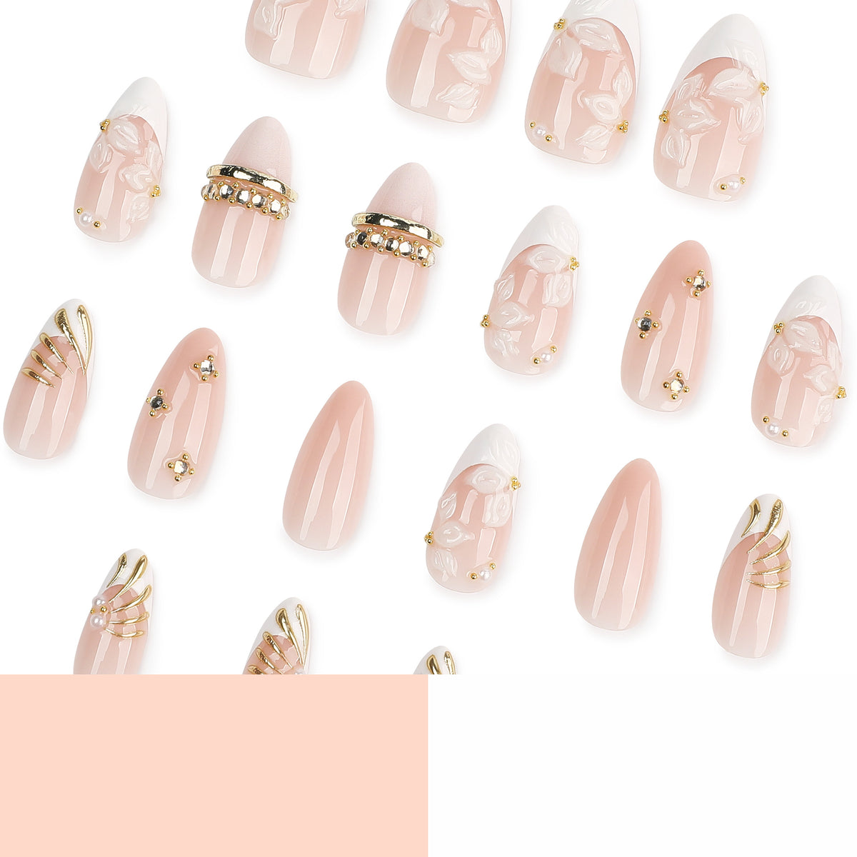 Kunstvolle Nagelkunst mit floralen und strassverzierten Akzenten Brehn