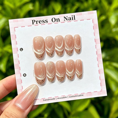 Anpassbare florale Press-On Nagelkollektion