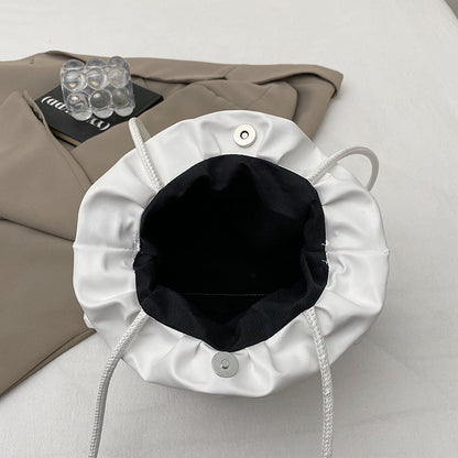 Funktionale Kordelzug-Handtasche