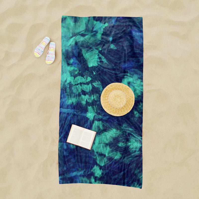 großzügig geschnittenes Strandtuch mit TIE-DYE-Muster Brehn