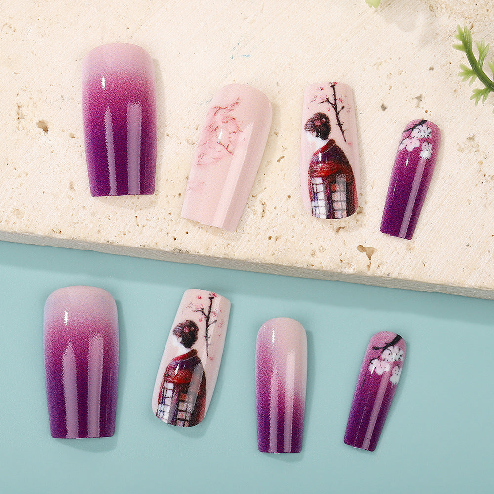 Elegantes Kunstnägel Set mit Ombre-Design und künstlerischen Akzenten Brehn