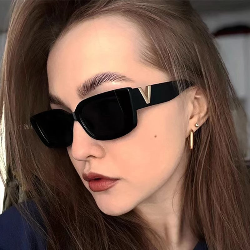 Damen modische quadratische Sonnenbrille mit goldenen Akzenten Brehn