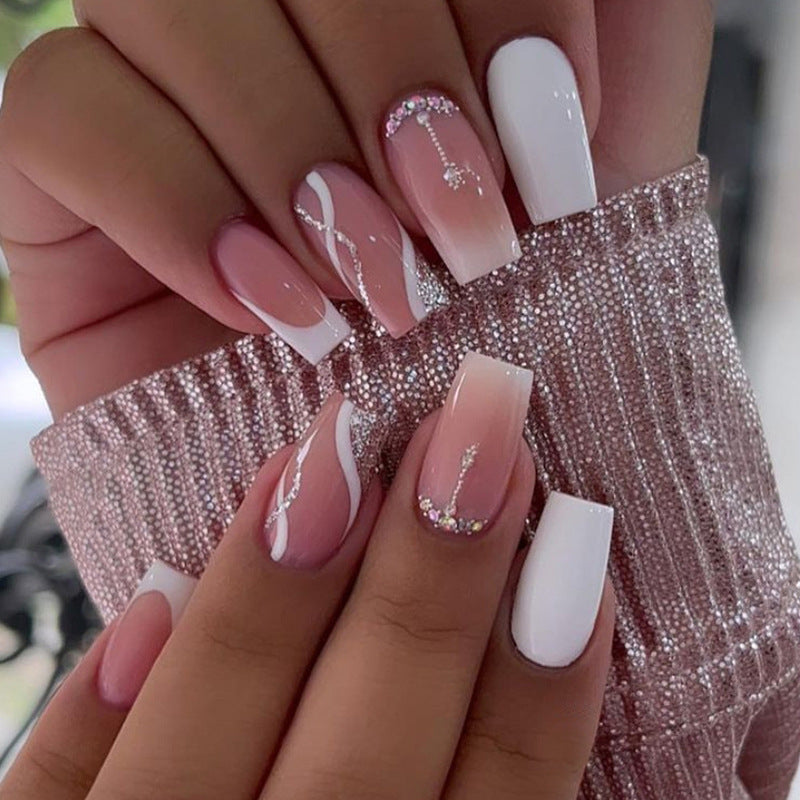Glamouröses Nageldesign-Set Brehn