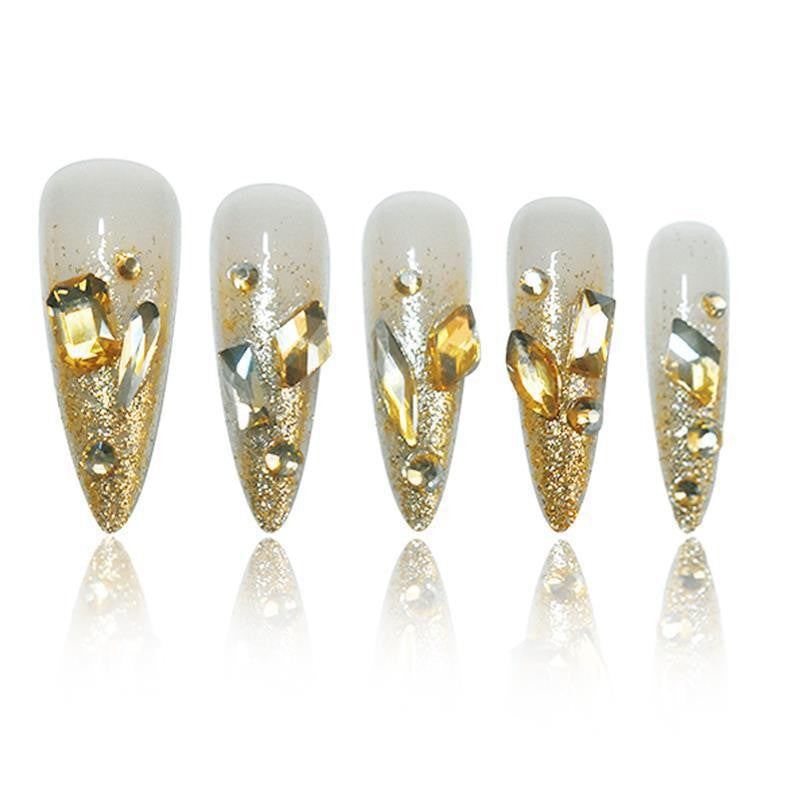 Glamouröse Stiletto Press-On Nagelverlängerungen Brehn