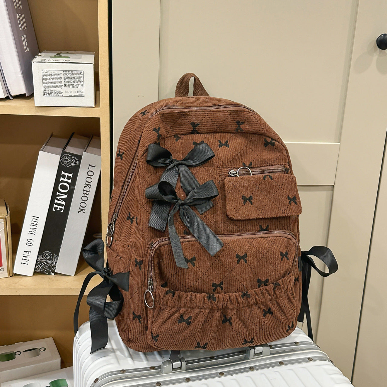 Verspielter Rucksack mit Schleifendetails und Praktischen Fächern Brehn