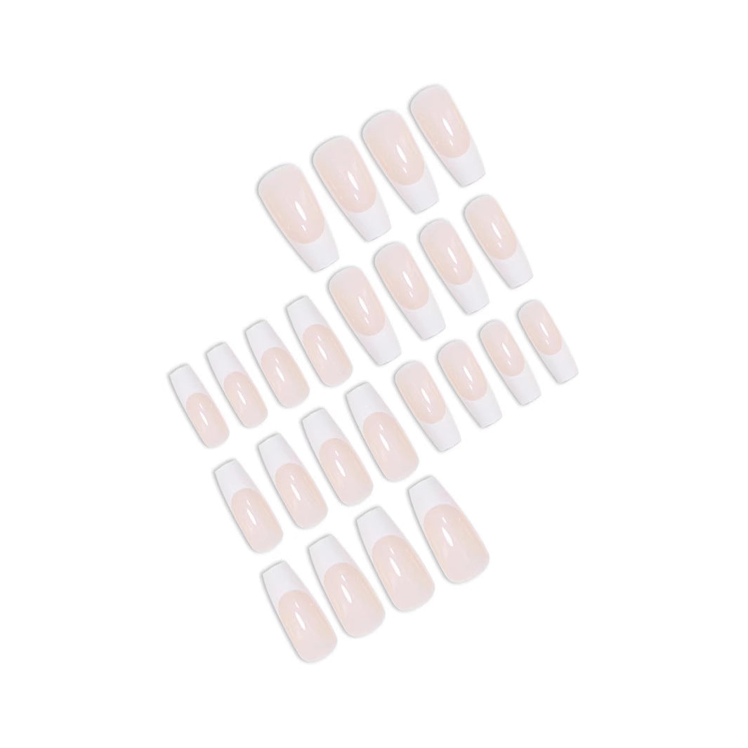 Elegante French Tip Nagelkunstverlängerungen Brehn