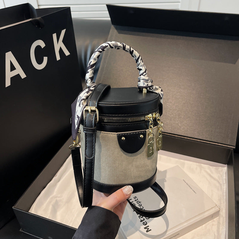 Modische strukturierte Bucket Bag Brehn