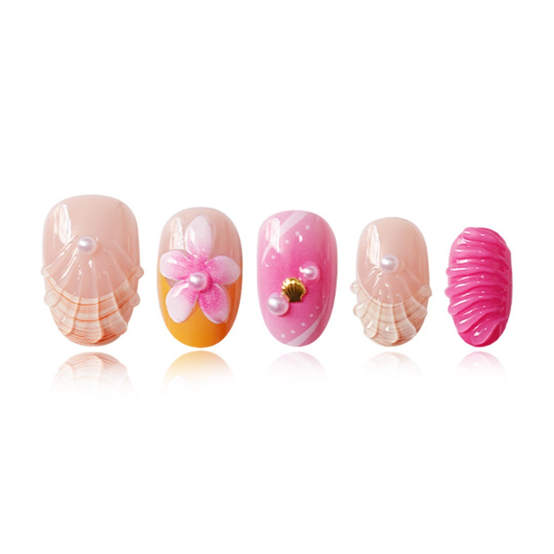 Künstlerisches von Muscheln inspiriertes Press-On-Nail-Set Brehn