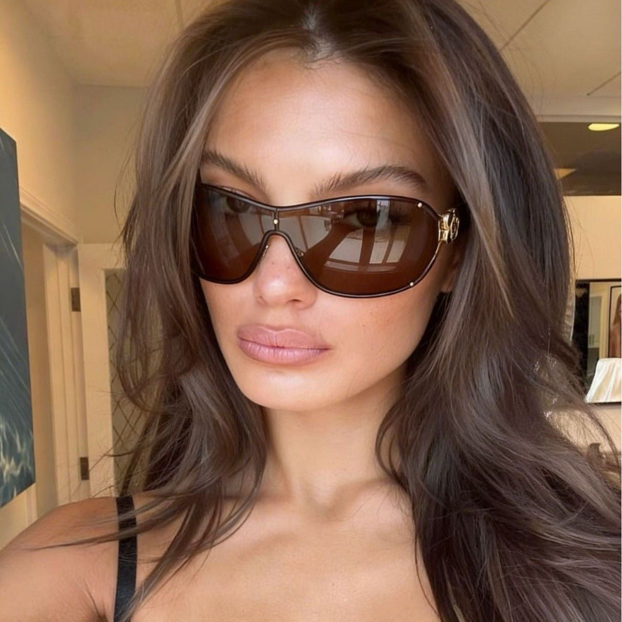 Modische Sonnenbrille mit Floralem Detail Brehn