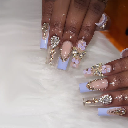 Elegante Stiletto Press-On Nagelkunst mit Strass-Akzenten Brehn