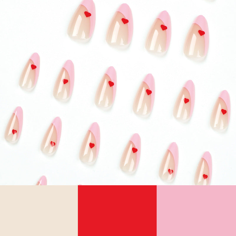 Kunstvolle Nageldesigns mit Herzakzenten Brehn