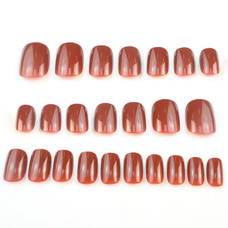 Glänzende Press-On Nagelspitzen Brehn