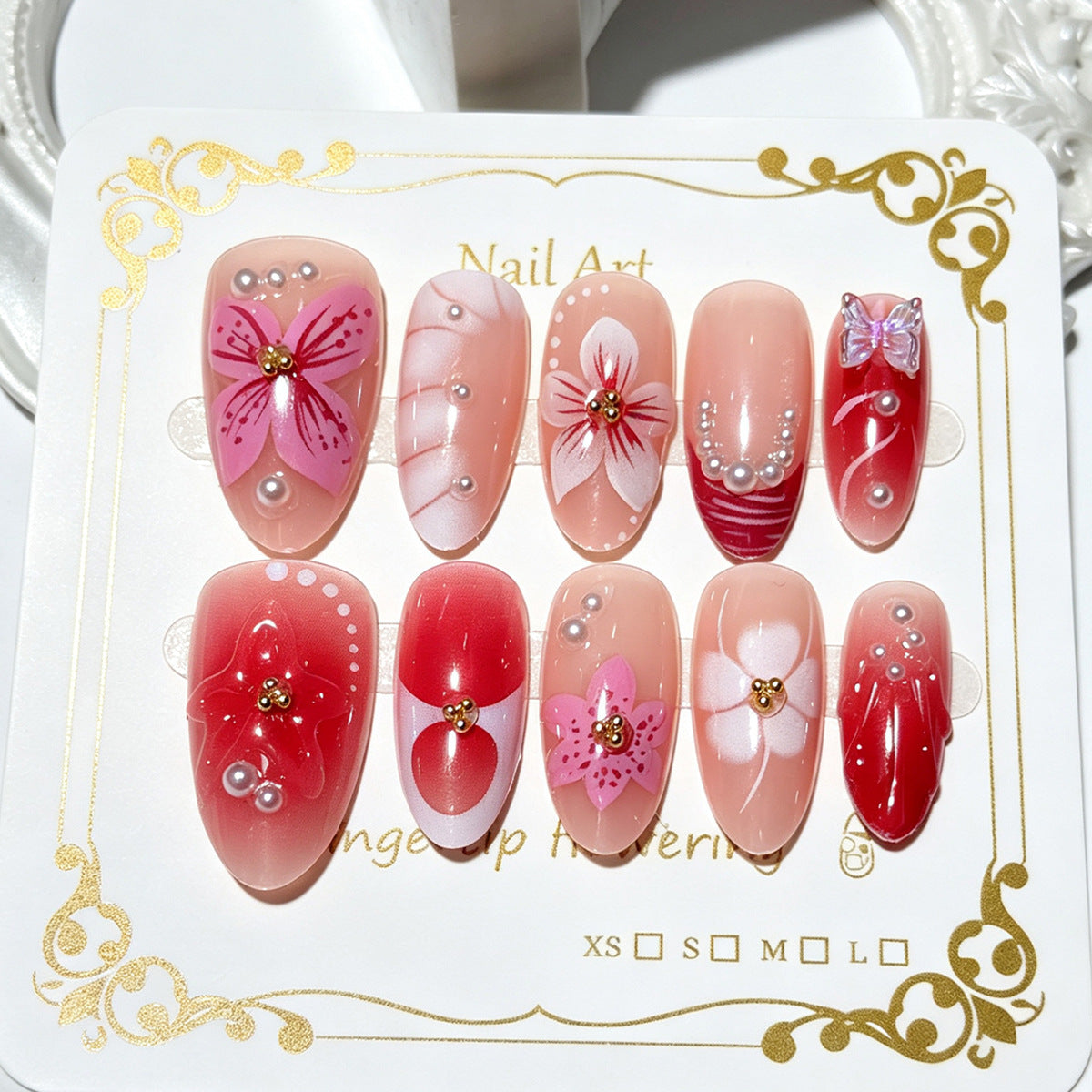 Florales dekoratives Press-On-Nagelkunst-Set Brehn