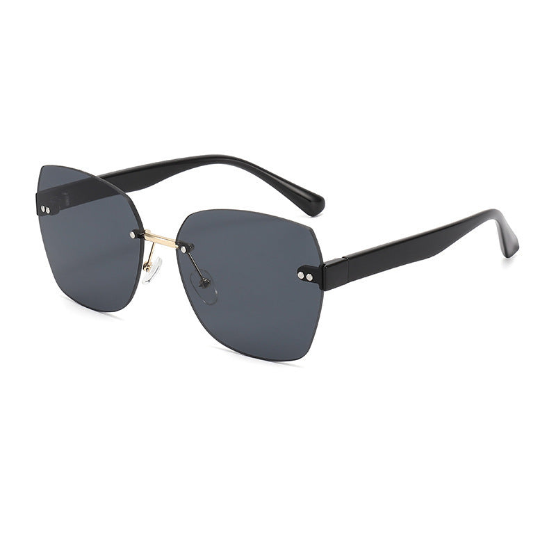 Damen Modische Schildpatt-Sonnenbrille mit goldenen Akzenten Brehn