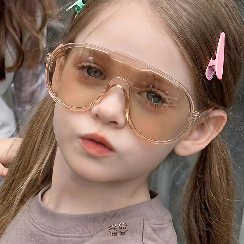 Damen modische Sport-Sonnenbrille im einzigartigen Design mit UV-Schutz und flexiblen Bügeln Brehn