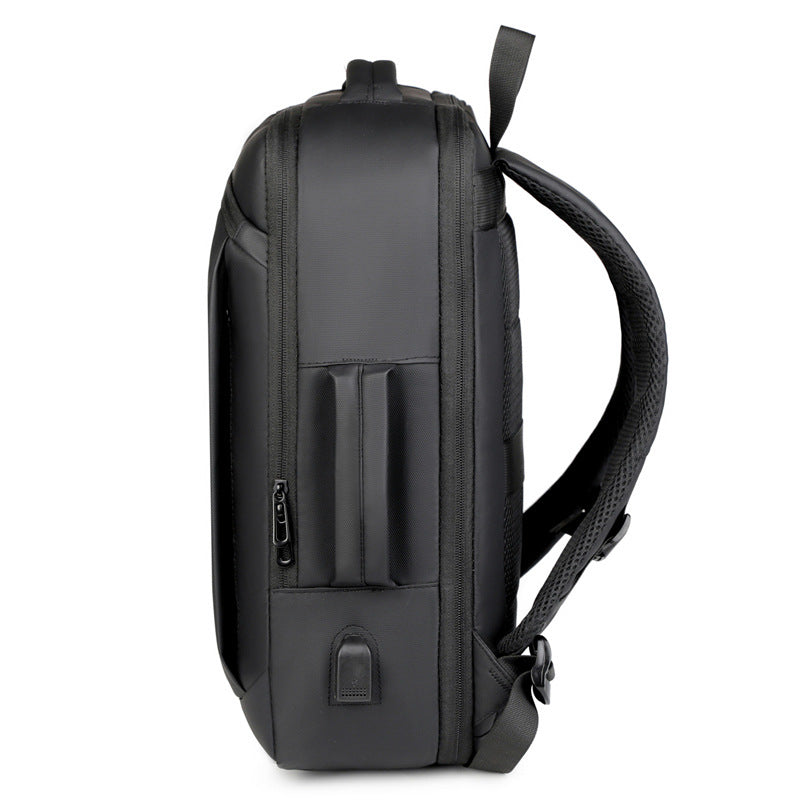Geräumiger tech-freundlicher Rucksack Brehn
