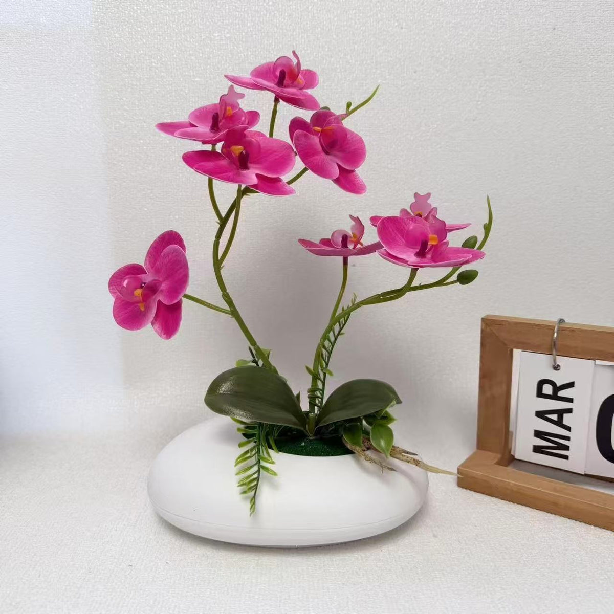 Lebensechte Orchideenblumenarrangement  1790480790