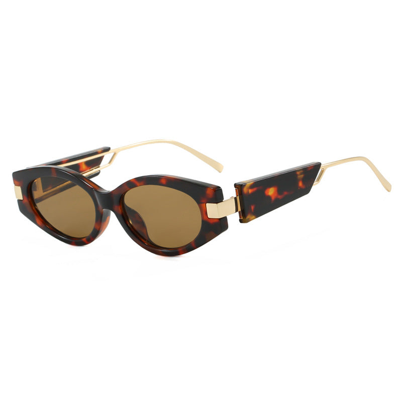 Damen elegante Cat-Eye Sonnenbrille mit goldenen Akzenten Brehn