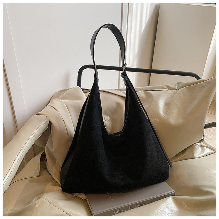 Elegante und Vielseitige Schultertasche Brehn