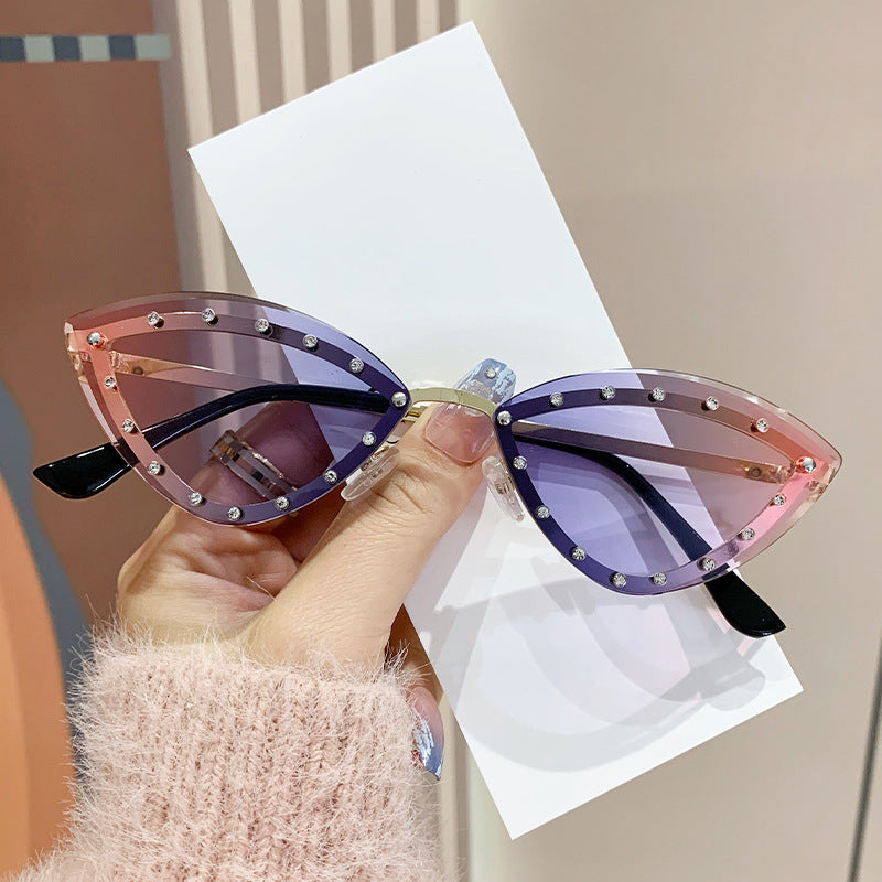 Damen Cat-Eye Sonnenbrille mit funkelnden Kristallakzenten Brehn