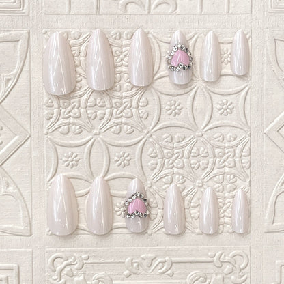 Glamouröses Press-On Nagelkunst Set Brehn