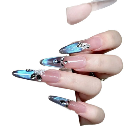 Premium Dekorative Press-On Nagelerweiterungen mit Strass-Akzenten
