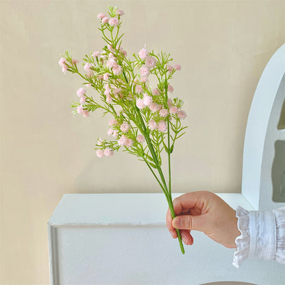 Dekorativer Kunstblumenstrauß